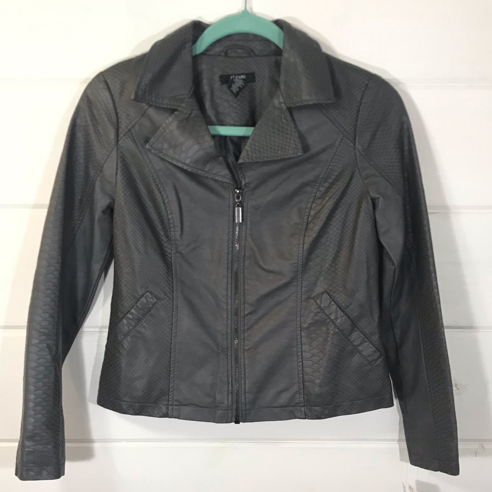 NWT ALFANI 💫Petite Gray Pleather  jacket - Picture 2 of 8